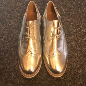 Shoedazzle silver women’s loafer shoes size 11